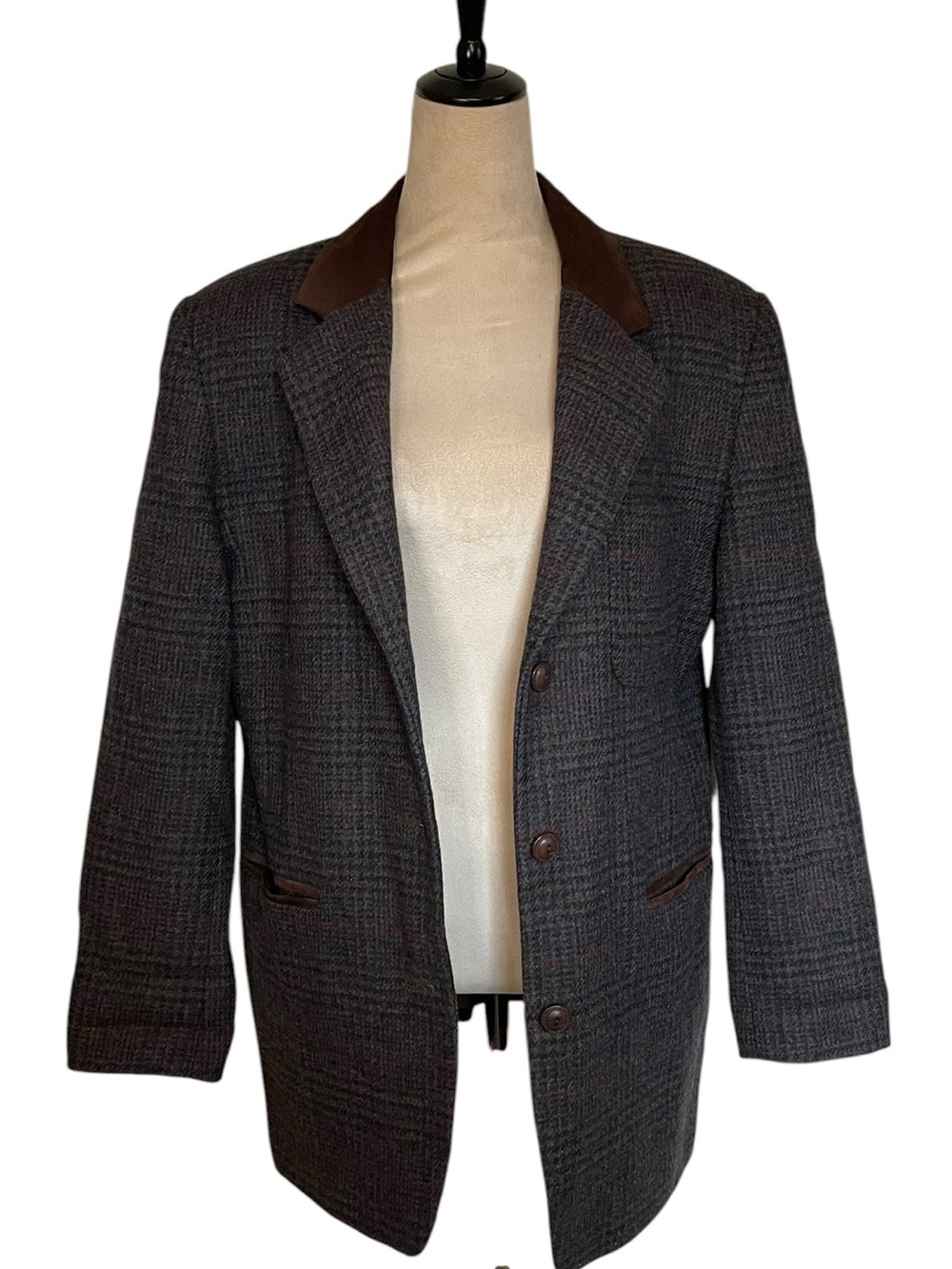 Express Vintage Womens Oversized Plaid Blazer with Brown Suede Collar